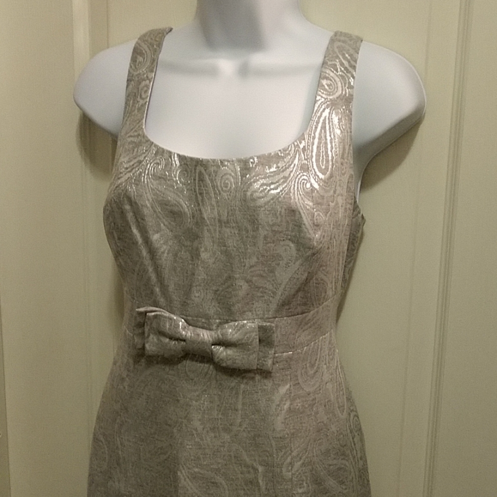 INC Sleeveless Sheath Dress Grey/Silver Metallic Paisley Print Sz 6 Classiccore - Picture 13 of 16